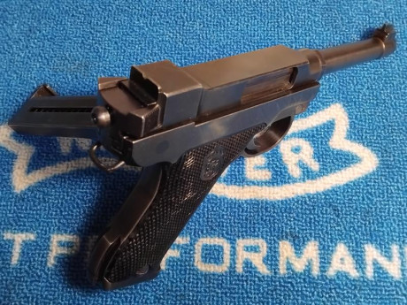 Vendo Husqvarna Lahti M1940, 9 mm. Impoluta, todas las piezas y el pavón originales, ánima a espejo, gatillo 00