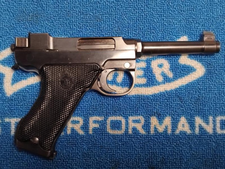 Vendo Husqvarna Lahti M1940, 9 mm. Impoluta, todas las piezas y el pavón originales, ánima a espejo, gatillo 02