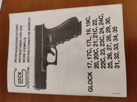   PRECIO: 500 EUROS  
Descripción General
Marca: Glock
Modelo: 19 Gen 2
Calibre: 9x19 mm Parabellum
Origen: 00
