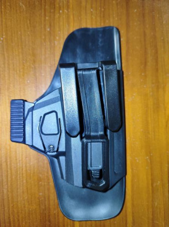   PRECIO: 500 EUROS  
Descripción General
Marca: Glock
Modelo: 19 Gen 2
Calibre: 9x19 mm Parabellum
Origen: 10