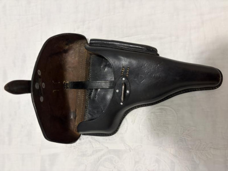 Se vende esta funda de 1940 para CZ38 (denominación alemana P39t, incluyo descripción y foto) que es muy 01