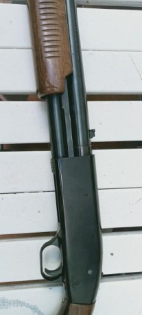 Se pone a la venta escopeta de corredera Mossberg 500 ATP, todo un clásico para nostálgicos, un arma de 171