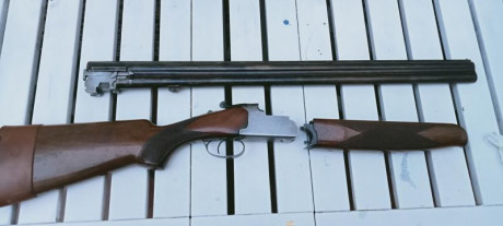En venta escopeta superpuesta Lanber, el arma se encuentra en la provincia de Sevilla, preferiblemente 42