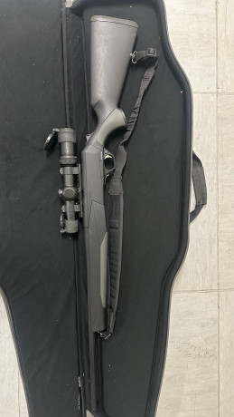  WhatsApp Image 2026-04-18 at 04.15.09 (1).jpeg Rifle Browning MK3 Composite calibre .300 + visor Vortex 01