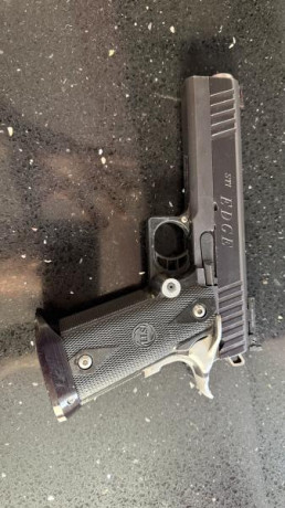 Vendo STI EDGE 9mm, la compré para prepararla para tirar en estándar para alguna social. Pero nunca llegué 02