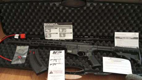 Hola a todos,
Pongo a la venta mi carabina semiautomática Smith & Wesson M&P15-22 Sport en calibre 02