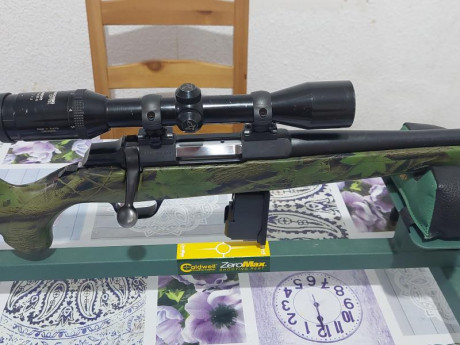 Vendo rifle Browning A-Bolt culata mimetizada de material sintético, recamarado para el cartucho 243 WSSM 01