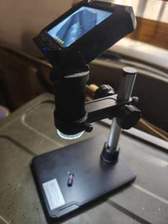 En venta 40€
Aumento: Ofrece capacidades de zoom de hasta 1000X o 1600X, dependiendo del modelo específico.
Iluminación: 01