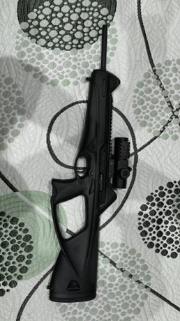 Hola, kiero kitar un Beretta cx4 storm en 9mm parabellum, está impoluta, tiene punto rojo konus y más 01