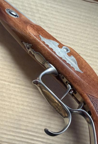 Buenos días
En venta pistola Le PAGE de Pedersoli. 
Cal .44
En muy buen estado de conservación.
Incluyó 11