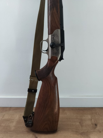 Por peticion de un amigo, se pone a la venta un rifle Blaser R93 luxus en 270 W en muy buen estado.

Precio 00