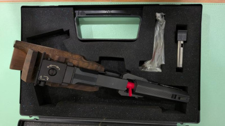 Buenas,

Vendo mi Benelli MP95E, calibre 22 con cachas anatómicas + contrapesos.
Precio 1250€
Aunque tiene 00