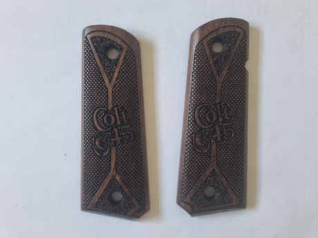 VENDIDO. vende cachas de madera para pistola COLT 1911 nuevas. Precio 35 euros. 01