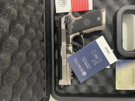 Estimados compañeros.

Vendo mi querida  Beretta 92X Performance , no le estoy dando el uso que me gustaría, 11
