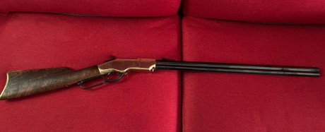 *SE VENDE:* 

 *Rifle H11 New Original HENRY.* 
Calibre: 44-40

Completamente *NUEVO* nunca disparado.

Fabricado 00