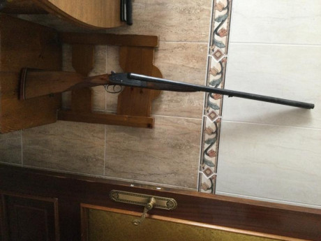 Escopeta con pavon original, de Víctor Sarasqueta, cañones extractores de ***. Cierre como un violin de 02