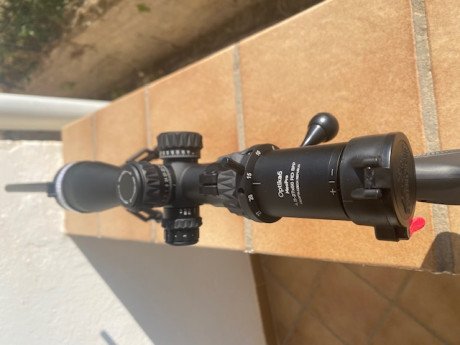 Por usar pongo a la venta mi   Tikka T3 CTR en calibre 6,5 Creedmoor  . Tiene las siguientes características:

- 40