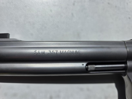 Hola.
Mi compañero vende esta maravilla de revolver.
Marca SMITH & WESSON
Modelo 686 TARGET CHAMPION
Calibre 12