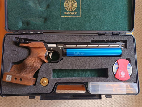 Venta Pistola. Steyr EVO 10 de un compañero fallecido recientemente. Está como nueva de tienda, su larga 02