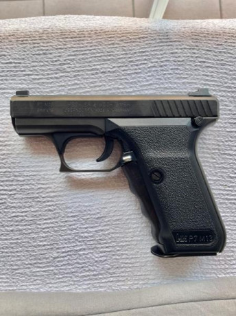 *SE VENDE:* 

 *HK P7 M13* , calibre 9mm.

Una auténtica joya , en perfecto estado.
Guiada en F

 *Precio: 01