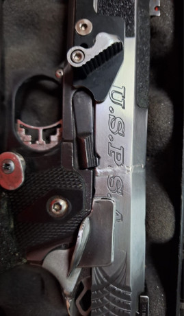 Buenas, pongo a la venta dos pistolas STI USPSA del calibre 40sw, se entrega con lo que se ve en las fotos, 10