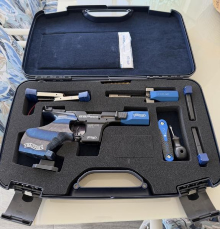 Vendó  Walther Gsp 500 comprada en febrero de este año ,tres entrenamientos y una competición cacha diestra 00