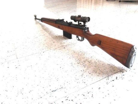 Hola, como tenia que buscar una mira telescopica para vender he tenido que sacar algunos rifles que molestaban! 140