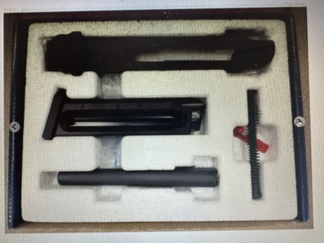 Buenas tardes..
Busco kit de conversión a calibre 22 LR para Beretta 9 mm 92 FS
El kit de conversión de 01