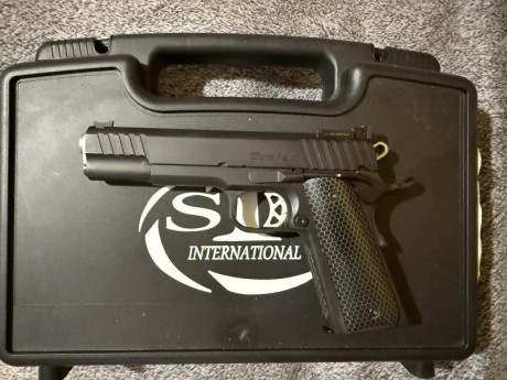 Vendo STI TROJAN 5” con muy poco uso, la compré para tirar en precisión, pero no me adapto bien a ella 00