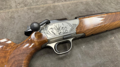 Blaser R8 LUXUS
IMPOLUTO !!
Calibre 300 WIN MAG
MADERAS GRADO 6
 6.900€ 01