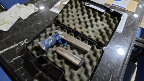 Vendo S.V.I. INFINITY modelo MATCH del 9 mm Parabellum con 6 pulgadas de cañón.
Empuñadura ruguerizada 20