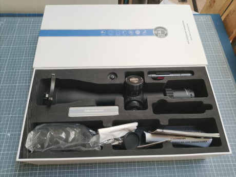 Nuevo, usado 3 veces, vendo por exceso de material. Imagen muy nítida, retícula FFP MRAD, clicks de torretas 01