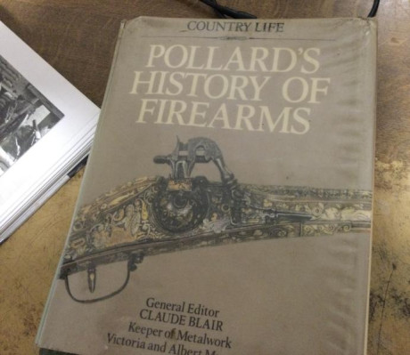 Habría interés en una réplica de este rifle? No hay. Hablo de supuesto teórico. A mi juicio, mucho más 110