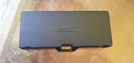 Gafas de Tiro Marca PERAZZI en su Maletín Original Perazzi. Precio 70€ Interesados tel. 636111985 00