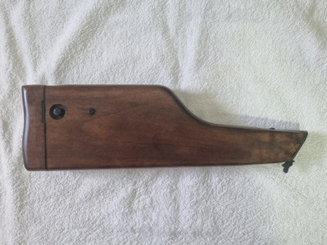 Se vende replica de culata de Pistola MAUSER c96, la han retocado al cambiar el enganché. Precio 95 euros 02