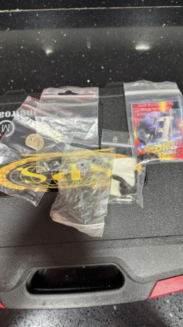 Hola,
Vendo SPS Vista Star 9mm, visor C-More RTS2 de 8 moas. Kit desconector/fiador Extreme Engineering, 02