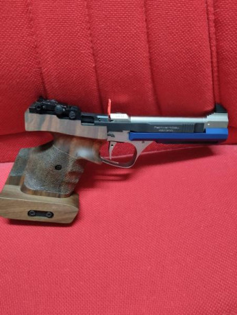 Se vende Feinverkwau AW93 LIGHT comprada nueva el mes pasado, usada dos veces. Completamente nueva, guiada 02