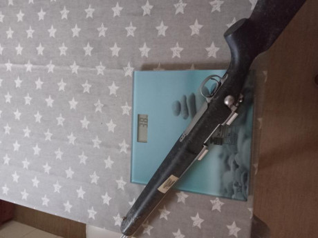 Buenas tardes, voy a poner varias armas en venta , son de un compañero que falleció, empiezo por un rifle 21