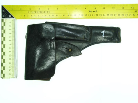 Se ofrecen las siguientes  Fundas  Cuero Originales  de armas cortas.

Desconozco modelos exactos, ya 02