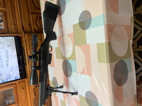 Vendo Tikka t3x varmint calibre 243 con cañón de 22mm, lleva gatillo al pelo, carril picatinny de 20 mojas 02
