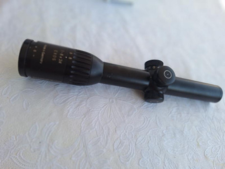 En venta visor schmidt bender,  0-8 x 24, con retícula iluminada,  modelo Exos. 
Buen estado de conservación. 02
