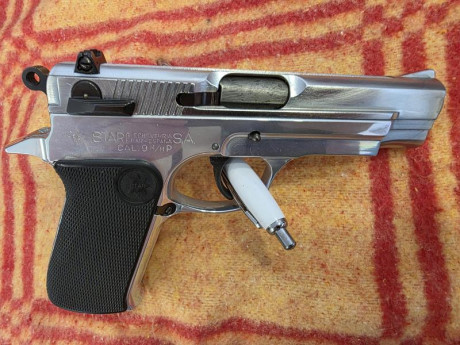 Vendo pistola ASTRA 30 PK9 mm.
Coloring bañada era segunda arma de un policía Nacional que la plateo el 00