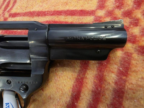 Vendo revolver ASTRA 357 MAGNUN CON CAÑON DE 3'5" DE CAÑON. El revolver está impoluto y se encuentra 00