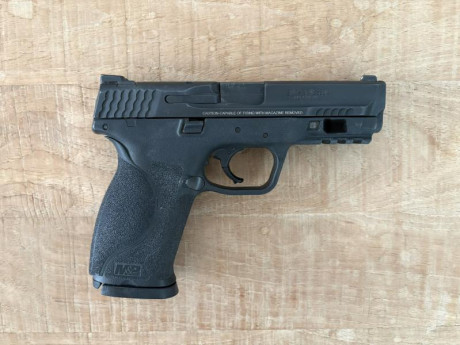 Buenas a todos foreros , 

Pongo a la venta mi SMITH & WESSON MP9 M2.0 FULL SIZE , apenas ha disparado 00