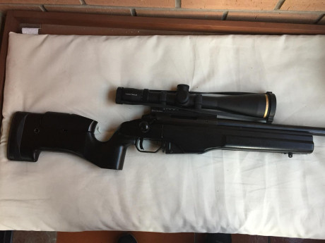 Modelo: Sako TRG 22 BLACK
Calibre: .308 Winchester
Cañón pesado flotante
Longitud del cañón: 660 mm roscado 01