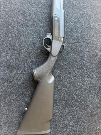 Modelo: ARDESA CRACKSHOT
Calibre: .17 HMR
Cañón de 425 mm roscado y con freno de boca.
Monotiro con martillo 02