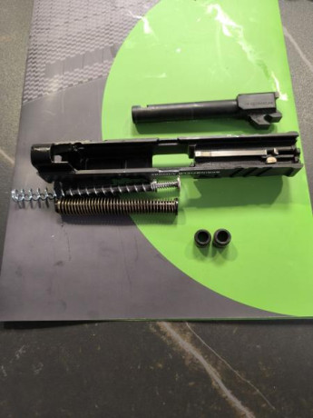 Se vende Springfield Echelon de cañon 4.5 comp 9mm(cañon con freno de boca).Comprada el 11/25 .Con apenas 00