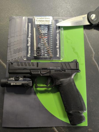 Se vende Springfield Echelon de cañon 4.5 comp 9mm(cañon con freno de boca).Comprada el 11/25 .Con apenas 00