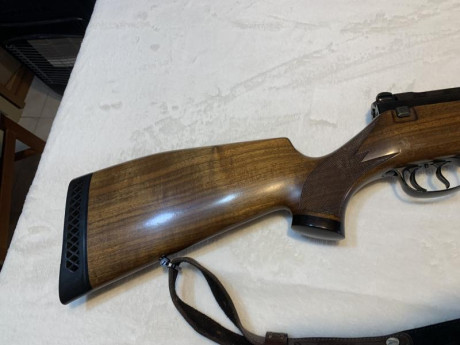 Impecable/ impoluto 
Culata de muy alta calidad ( modelo de lujo . Calibre 7 Remigton. Magnum)
Con bases 01