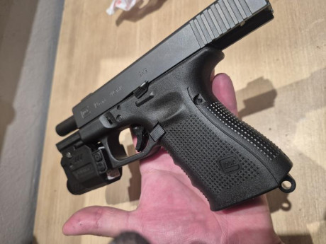 GLOCK 19 GEN 4 – LISTA PARA DISFRUTARLA DESDE EL PRIMER DÍA 

¡Buenas compañeros!
Pongo a la venta mi 00